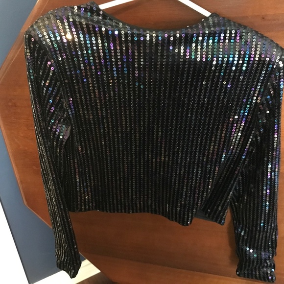 COPY - H&M Divided Women’s Black Sequin Crop Top M - Picture 3 of 4